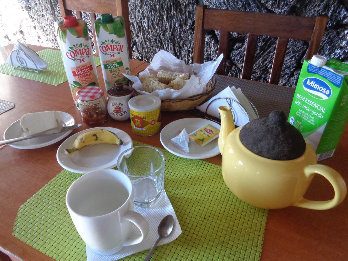 Pensao Casa Jose Doce Bed & Breakfast Portela Eksteriør bilde
