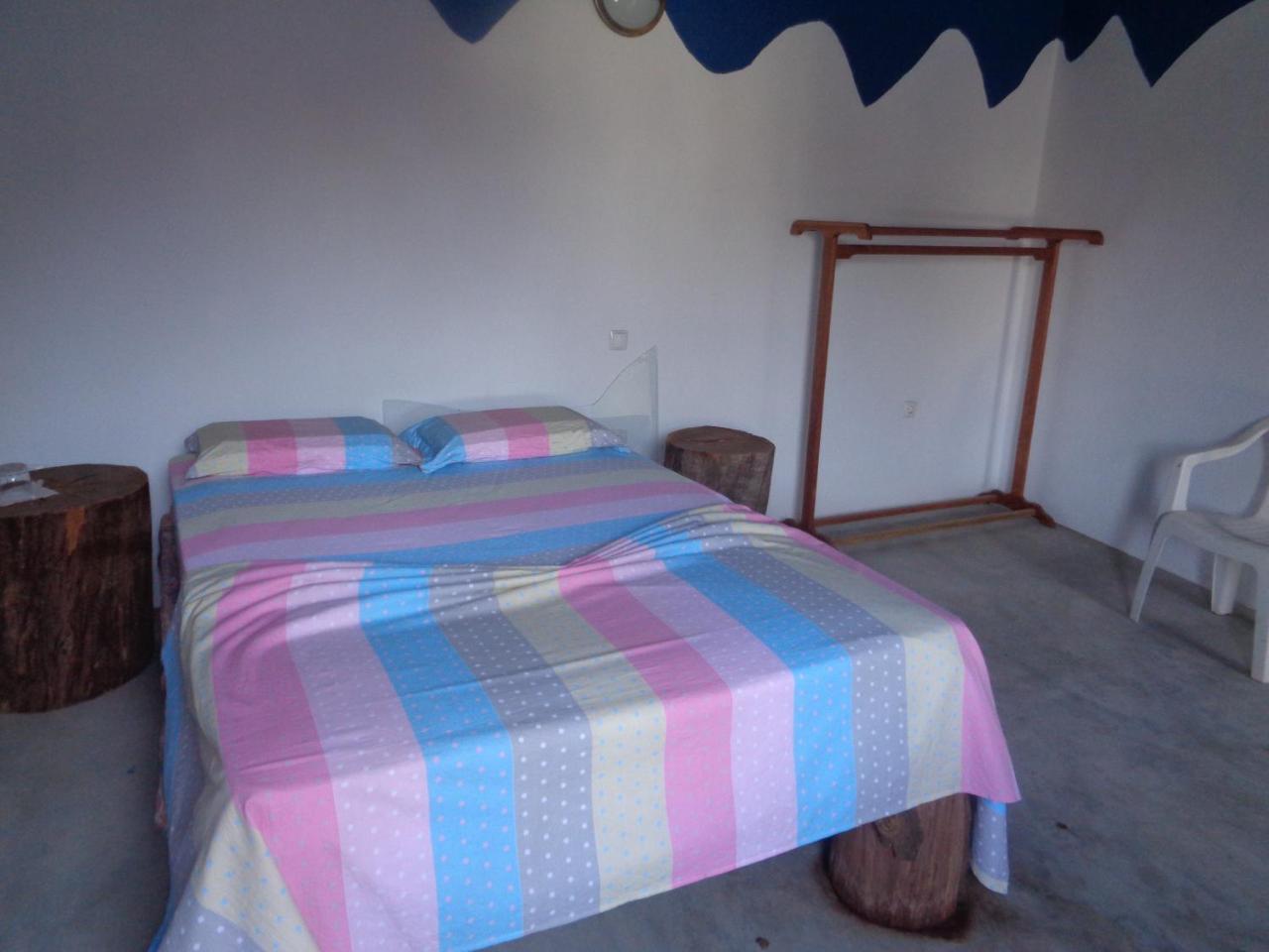 Pensao Casa Jose Doce Bed & Breakfast Portela Eksteriør bilde