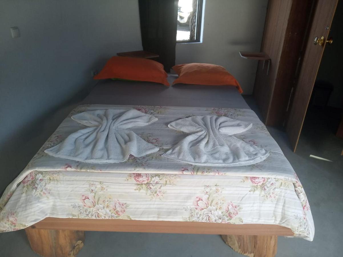 Pensao Casa Jose Doce Bed & Breakfast Portela Eksteriør bilde